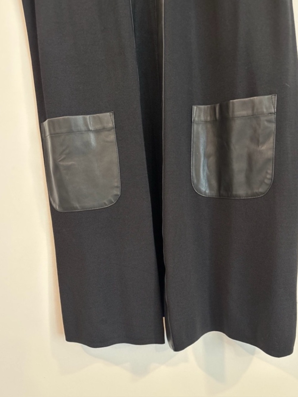 Ralph Lauren Black Sleeveless Faux-Leather Trim Vest - Picture 4 of 8